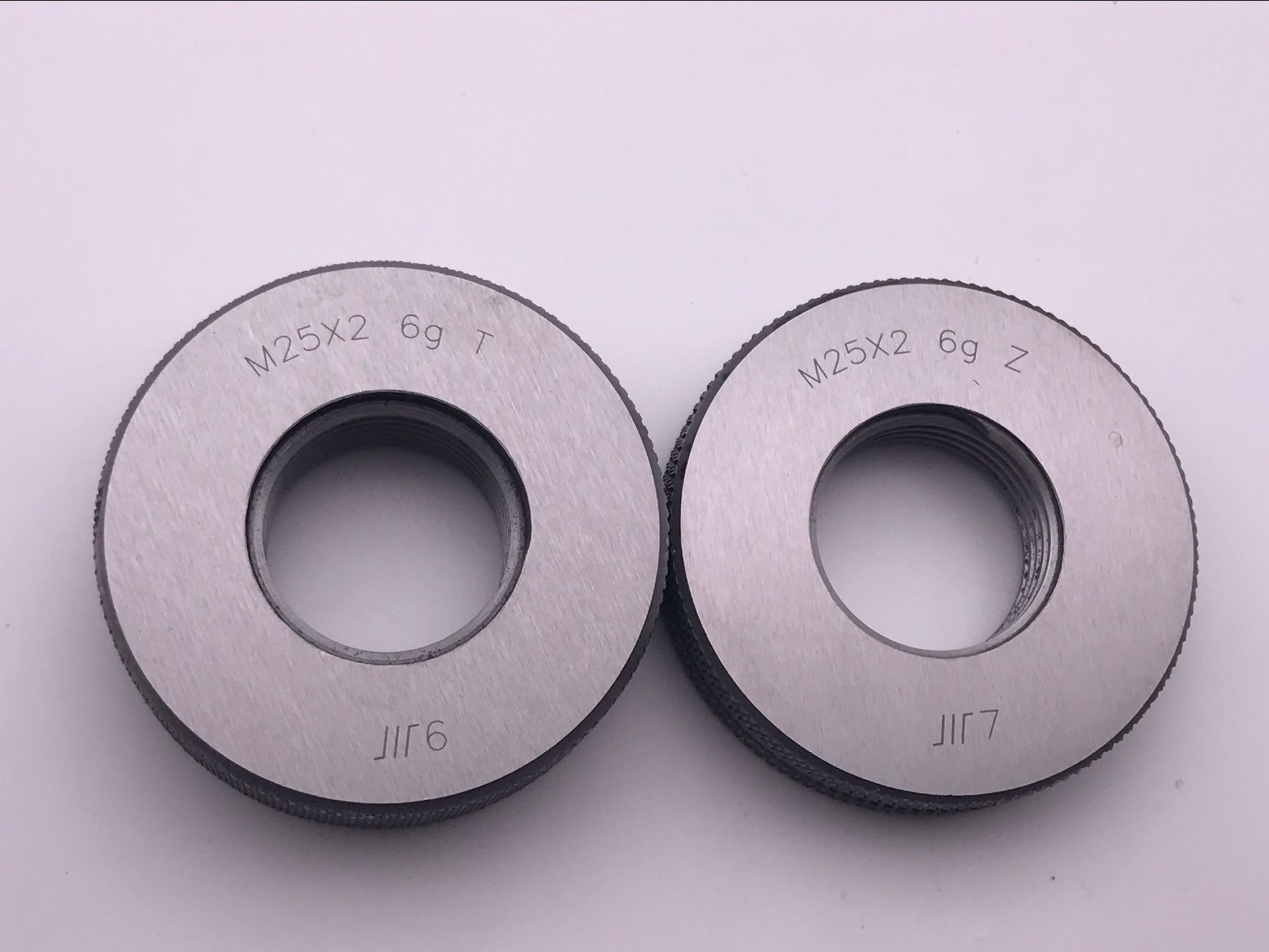 thumbnail interactive-video image 1 of Metric Thread Ring Gauge Set – Class 6g, Sizes M11 To M20, Brand New 1 of 4